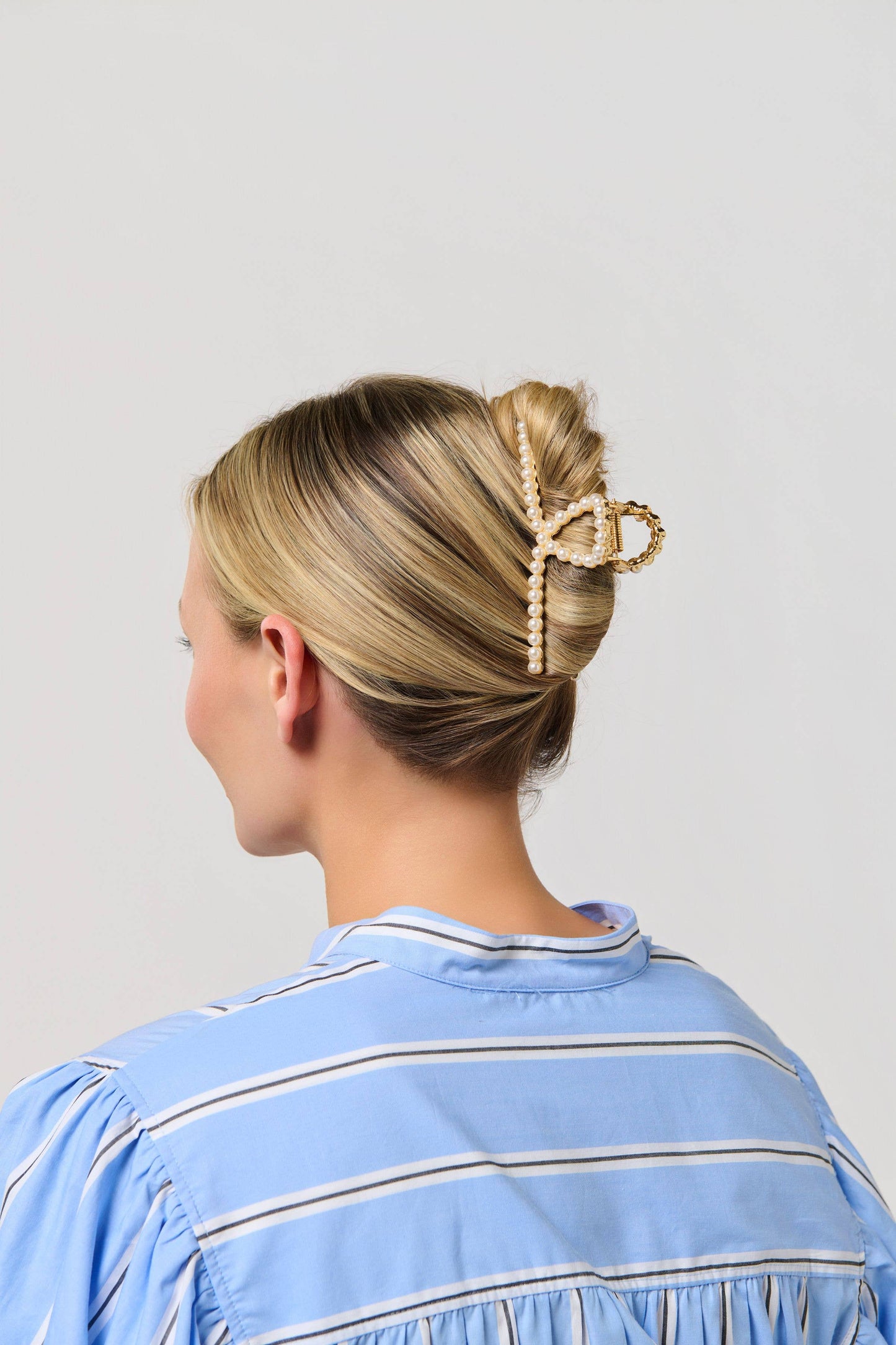MINI PEARL CLAW CLIP,PEARL